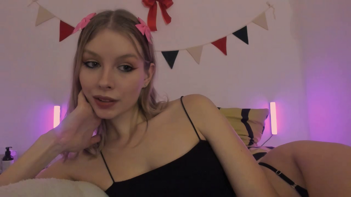 MiaDavis21