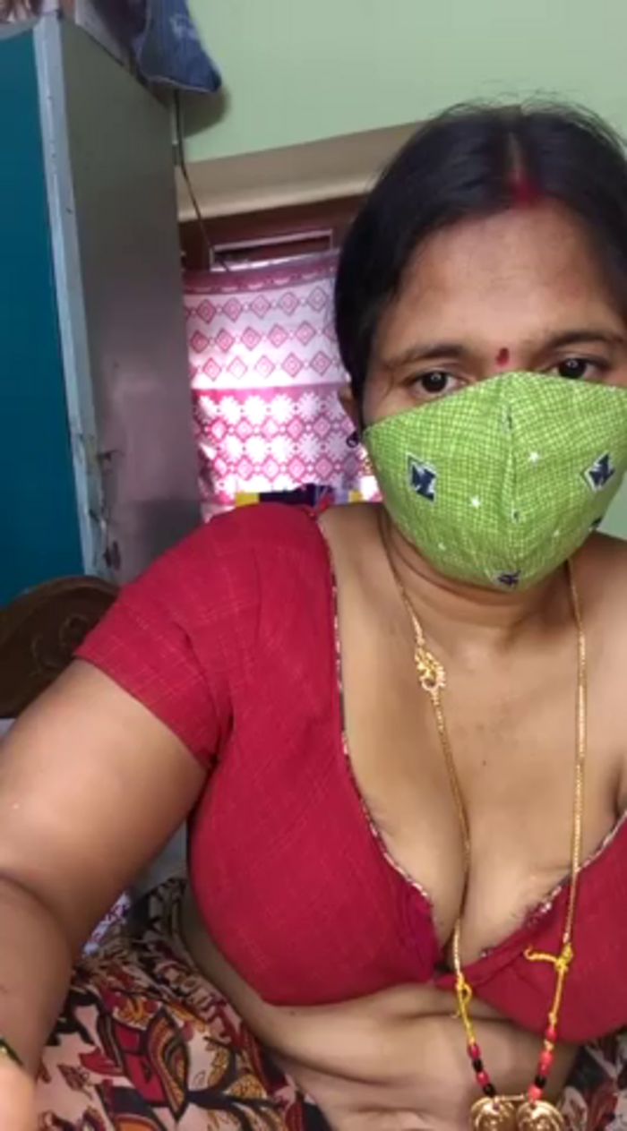 hotladyIndian1
