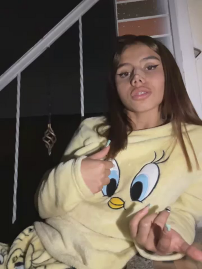 Laura-Khalifa