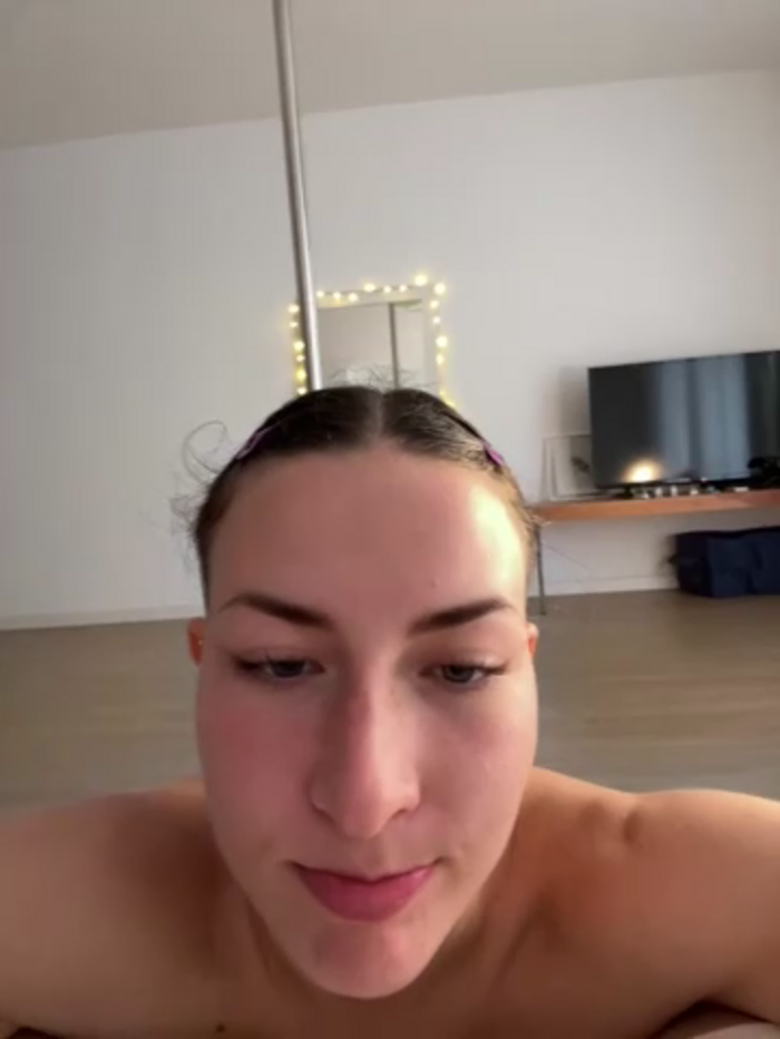 _ExoticGirl