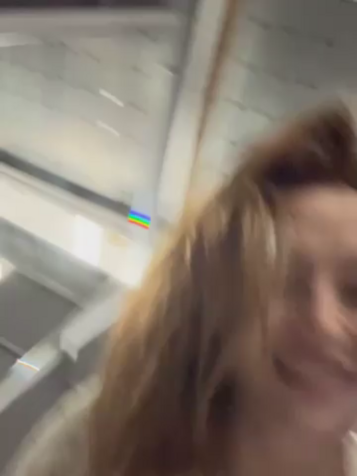 -AngelAri-