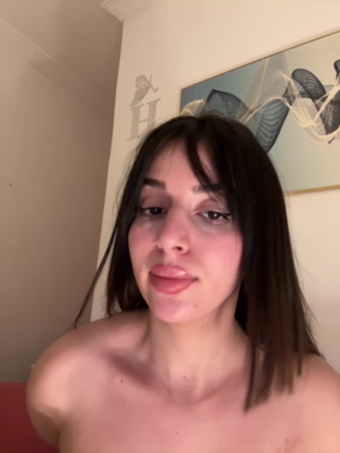 Hot_malak