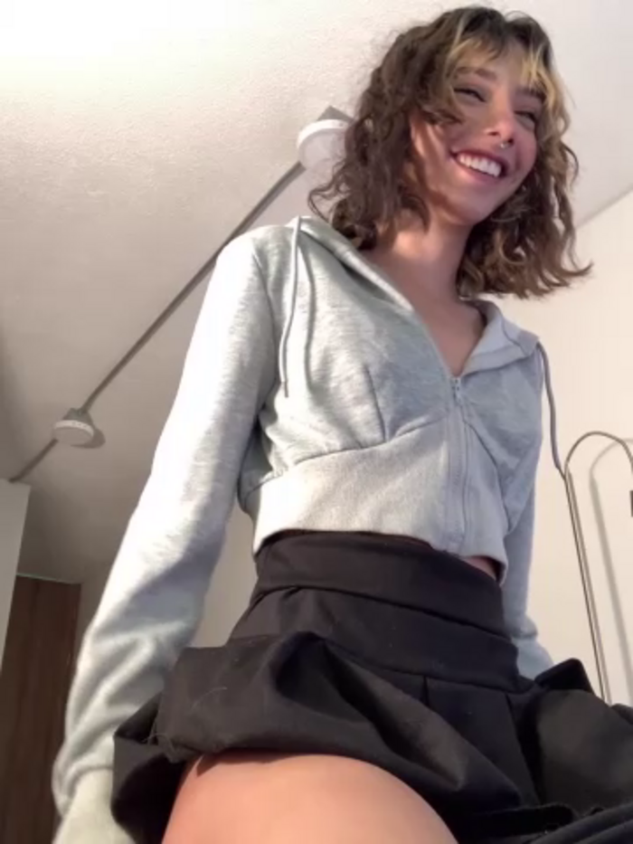 MIA_CUUTE-