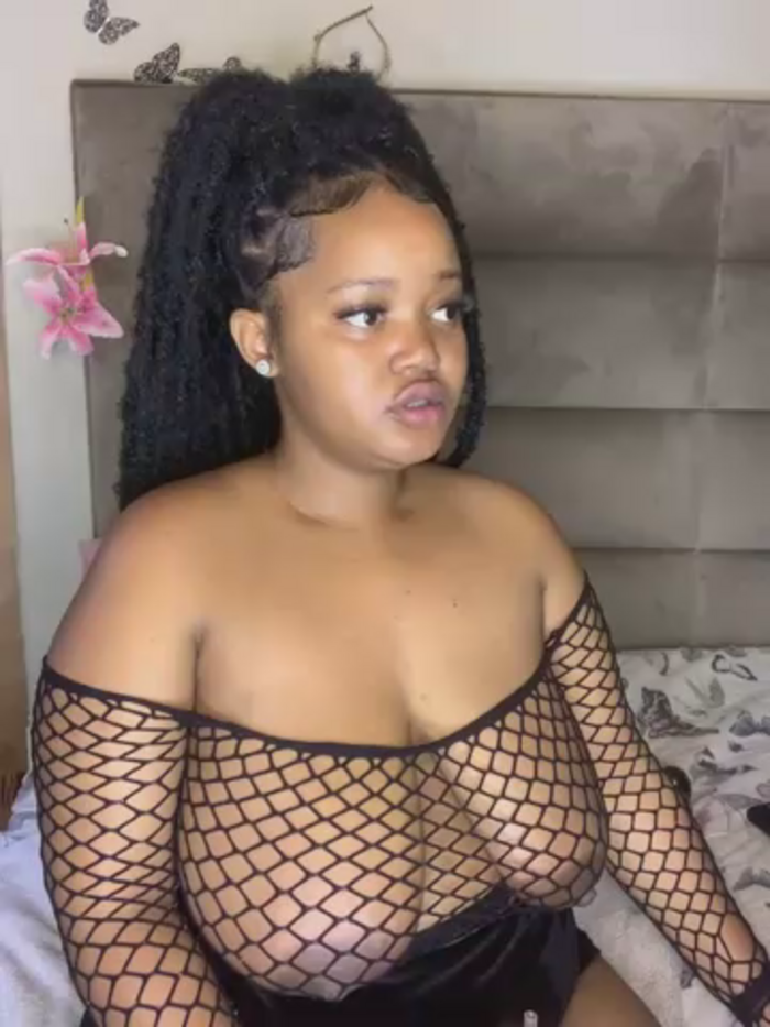Nikki_Hearts