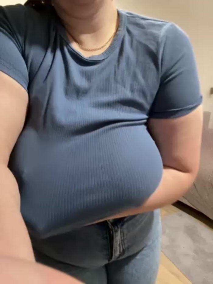 Your_Hot_Sister01
