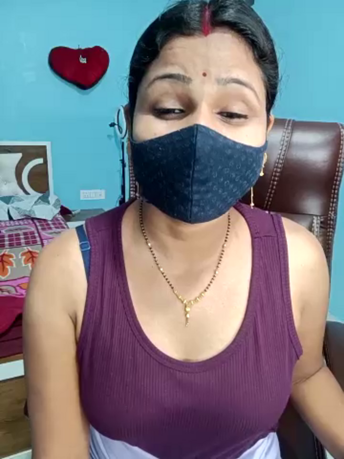 Anu-sexy-cpl