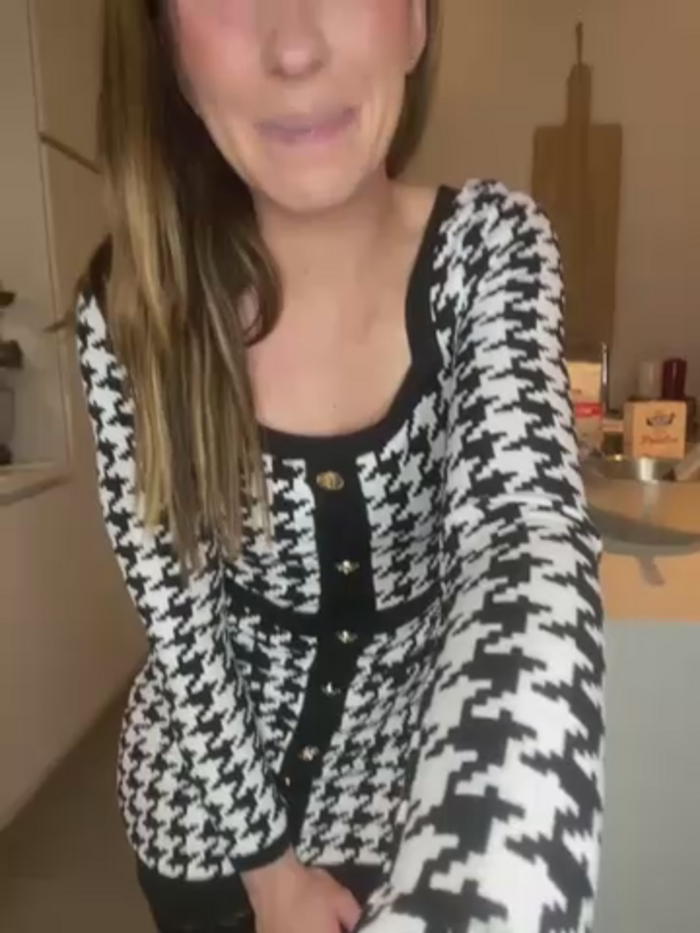 lola_tentatiion