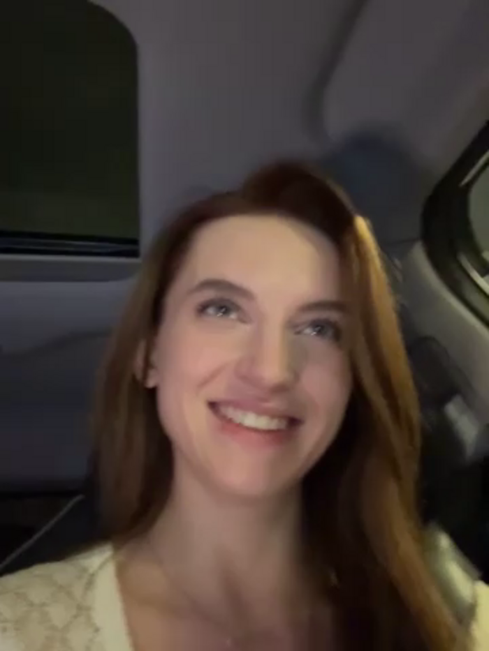 -AngelAri-