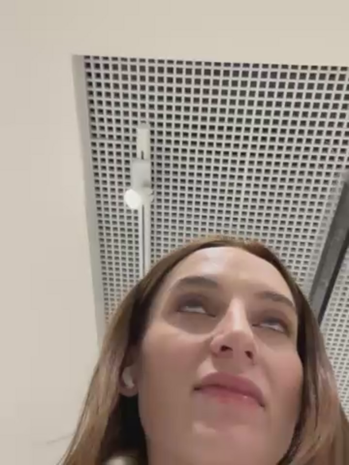 -AngelAri-