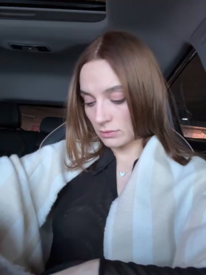 -AngelAri-