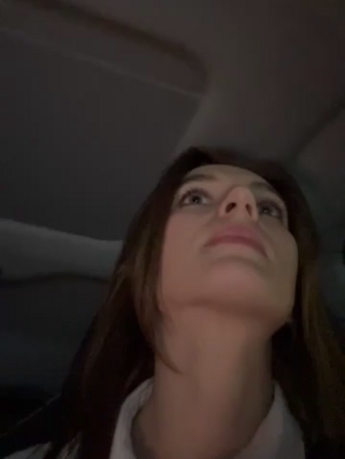 -AngelAri-