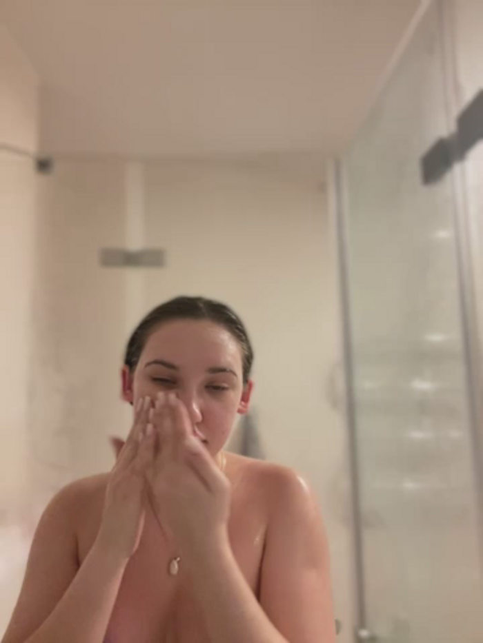 Holly_Molii