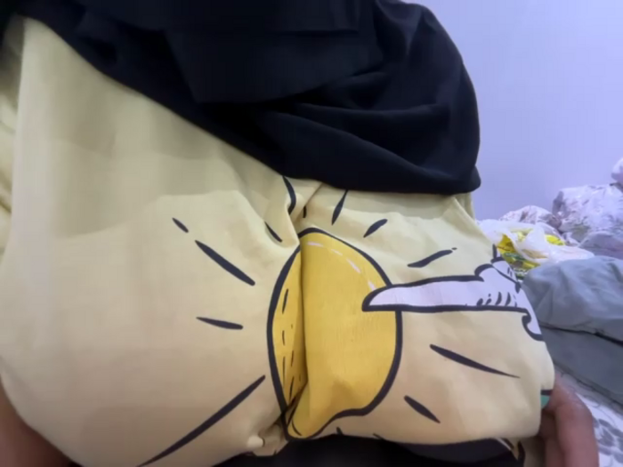 Submissive_Arab