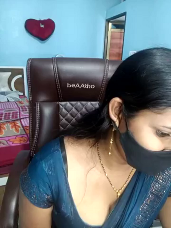 Anu-sexy-cpl