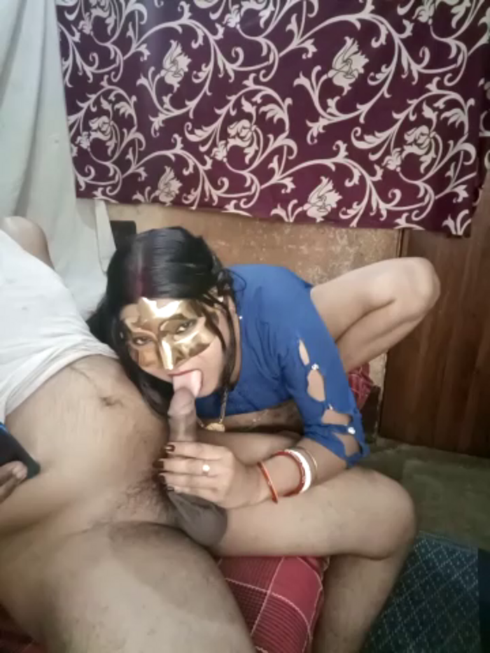 Hot_muskaan