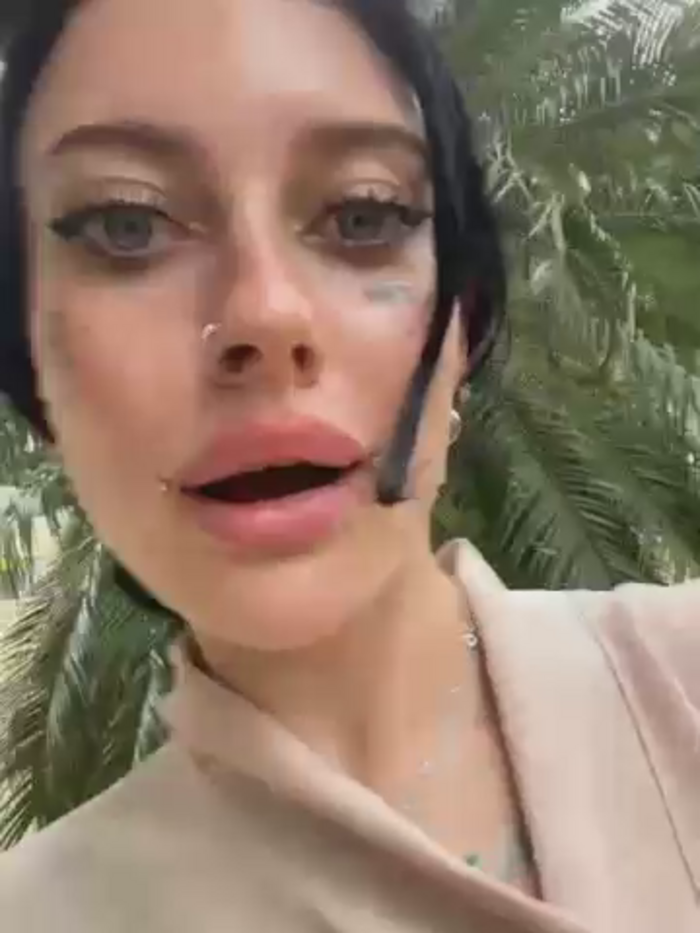 Melissa_crazy