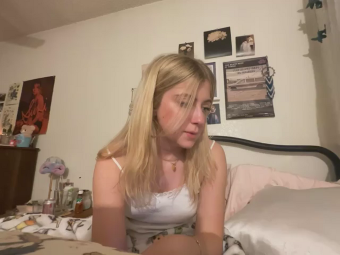 sinfulblonde1