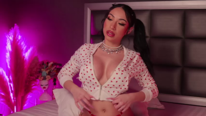 Anais_Bloom