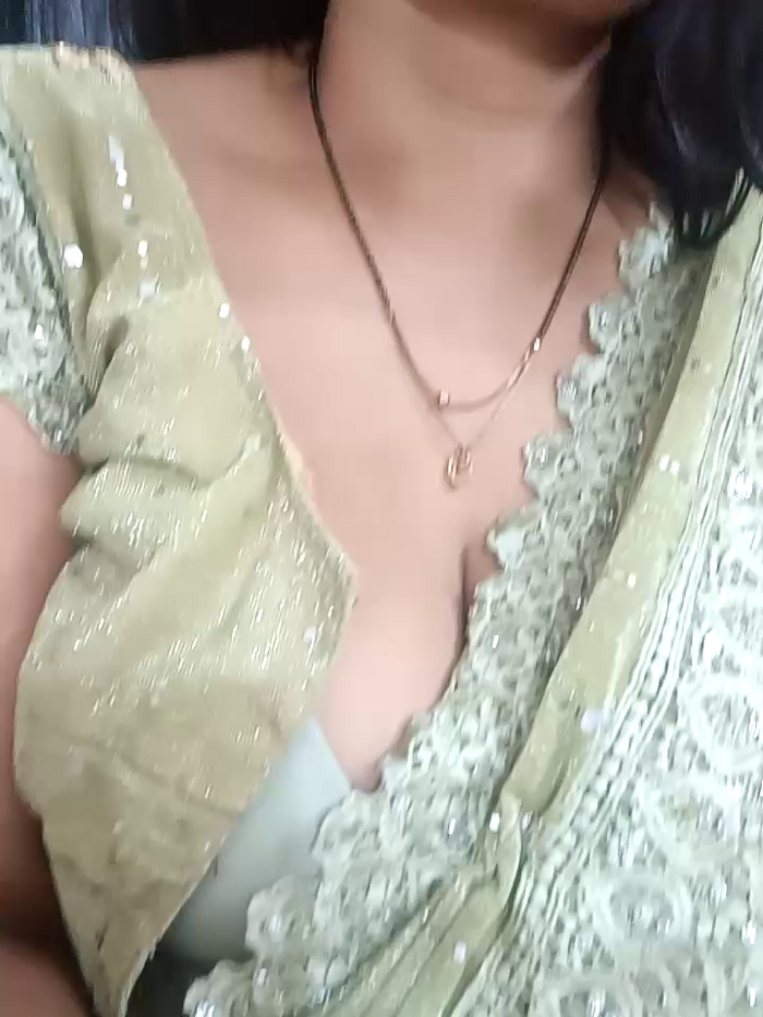 kaamuk_shweta