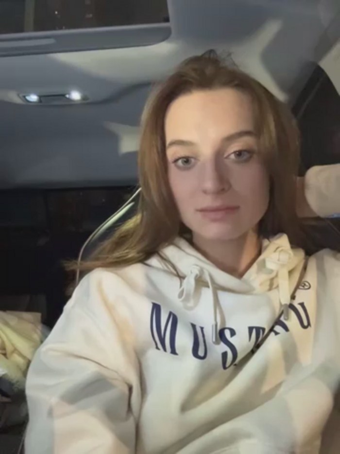 -AngelAri-
