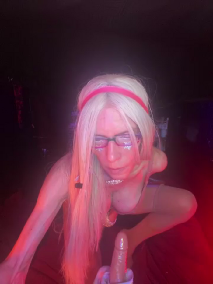 1NikiVegas