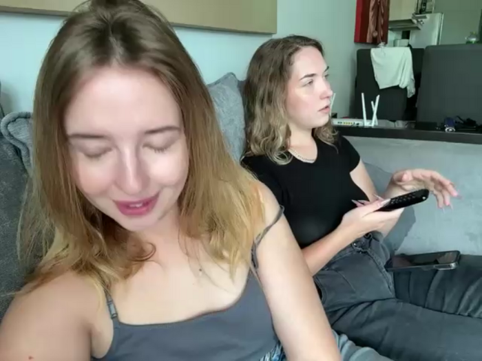 Nura_n_Sarah