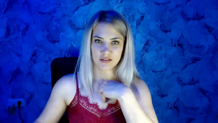nika_gold1
