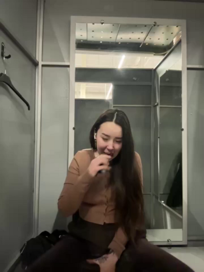 Asian_Asami