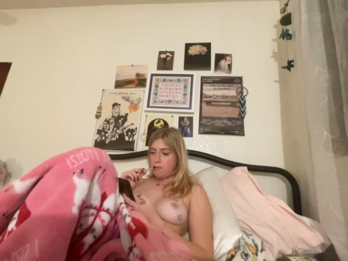 sinfulblonde1