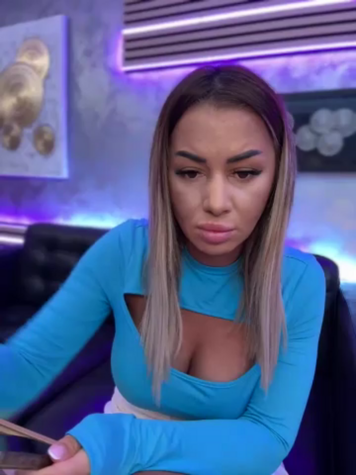 KirstieVegas