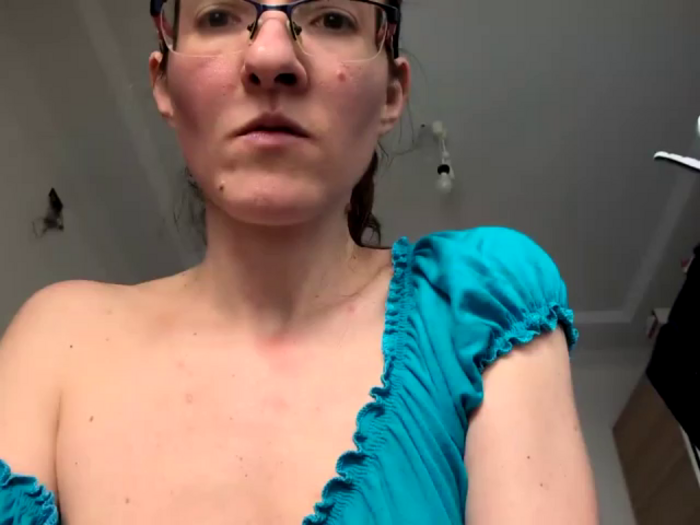 Milky_hairy_mommy