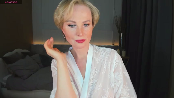 Sandra_Kind