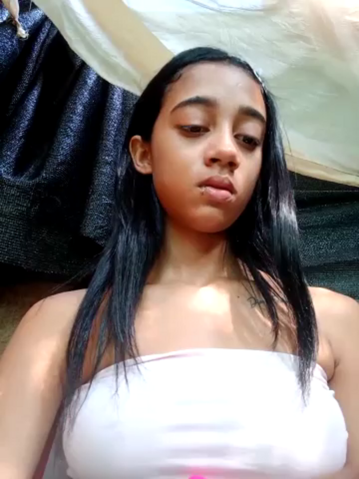 Zoe_Sweett18