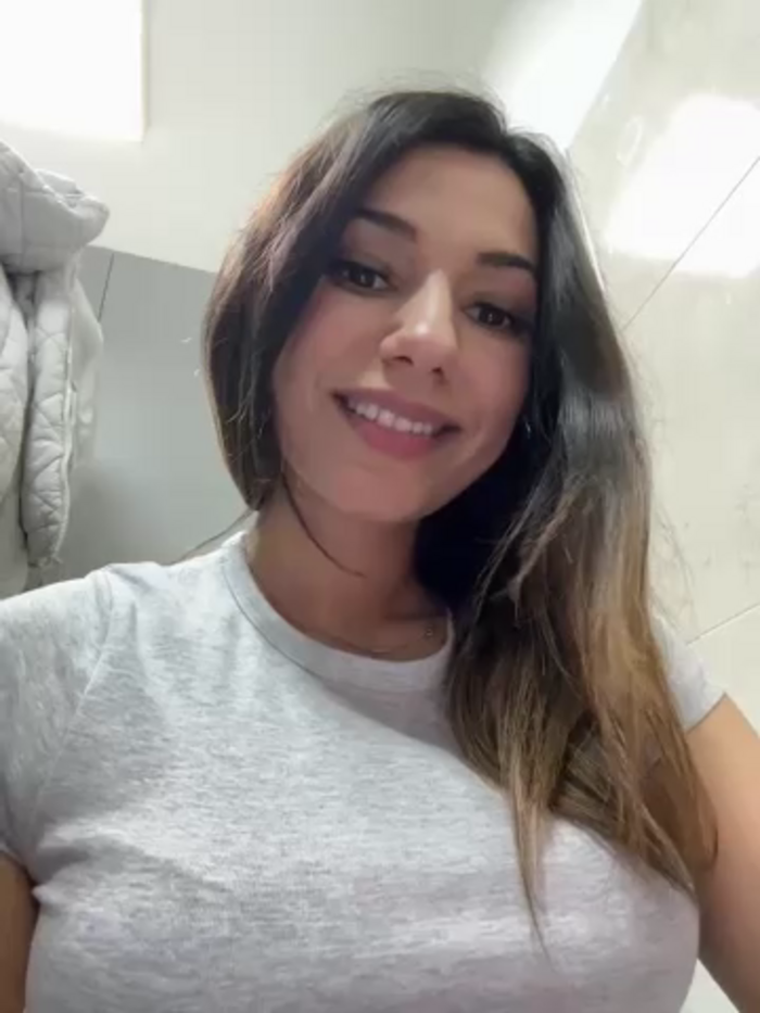 _MiaQueen_