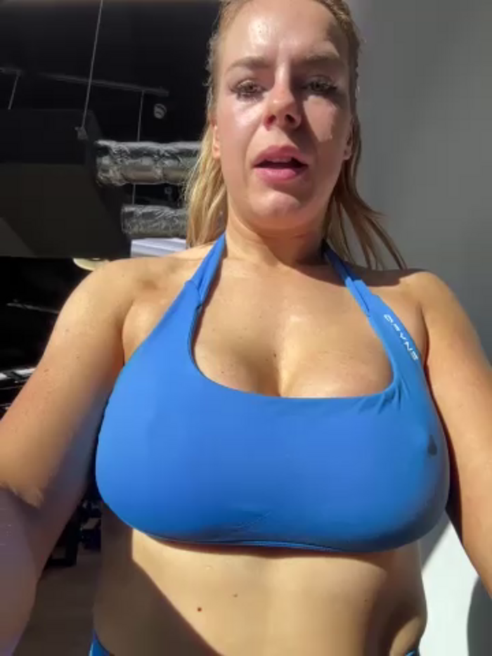oliviafranciis