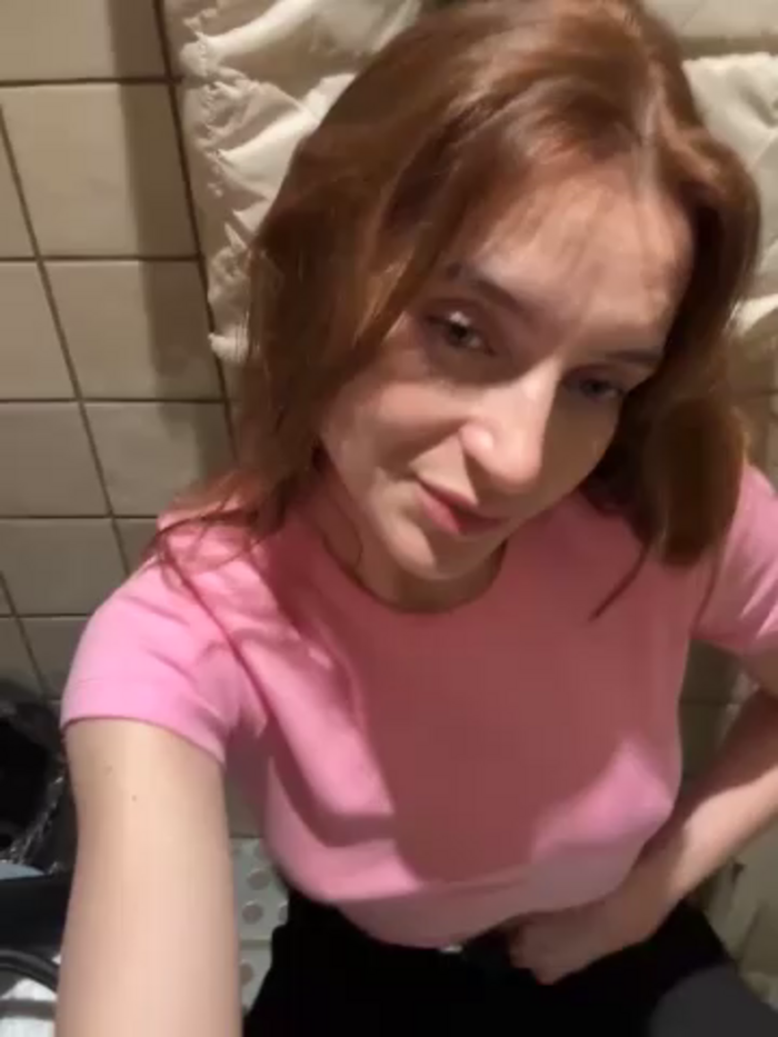 -AngelAri-