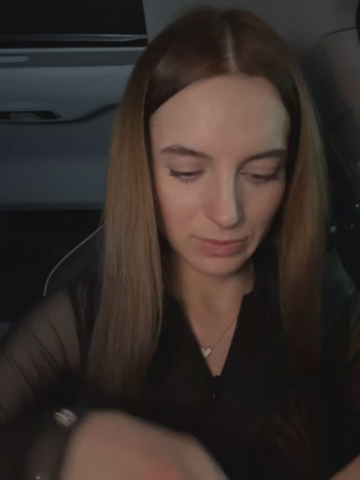 -AngelAri-