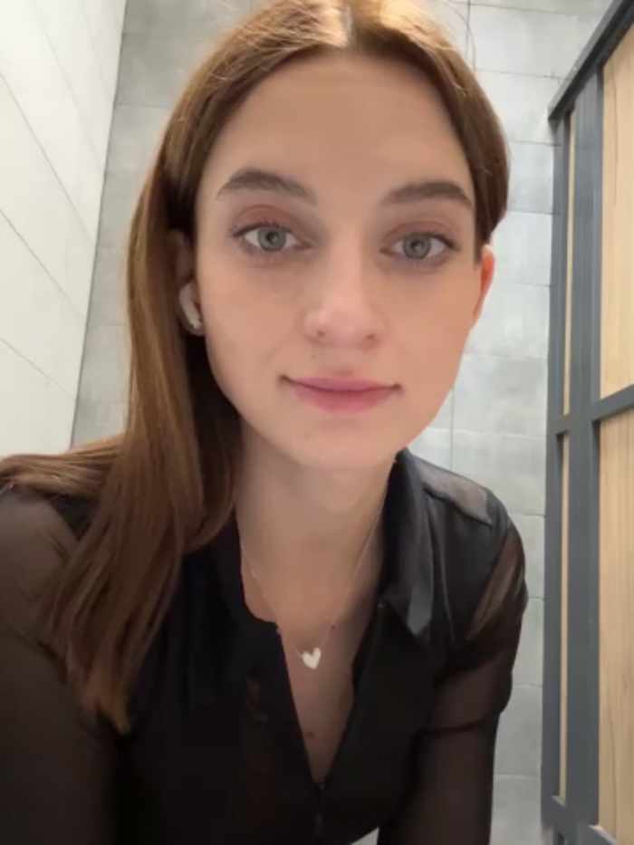 -AngelAri-