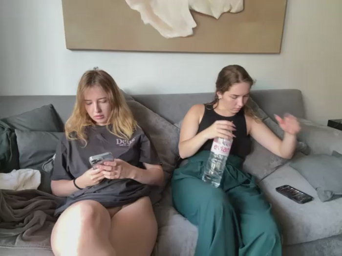 Nura_n_Sarah