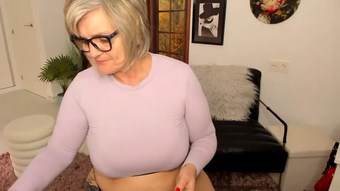 Milf-Ella