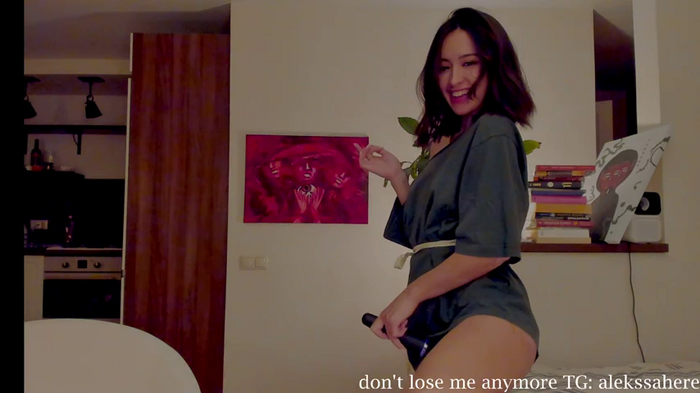 Alexa_Girl1