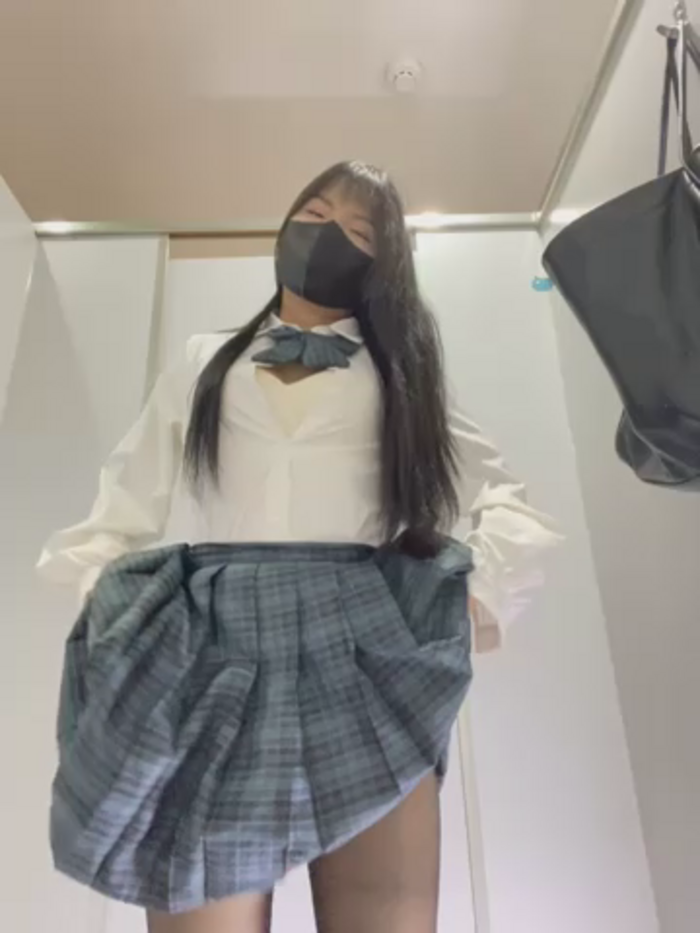 Asia-Lynn