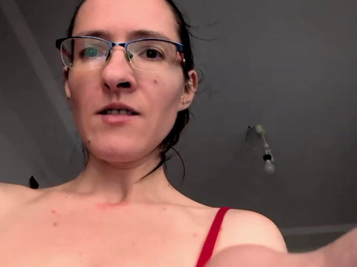 Milky_hairy_mommy