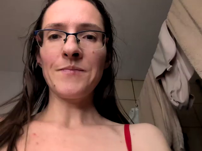 Milky_hairy_mommy