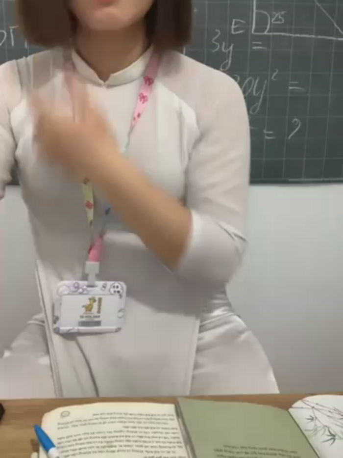 Schoolgirl_6969