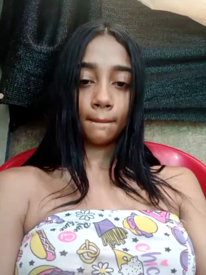 Zoe_Sweett18