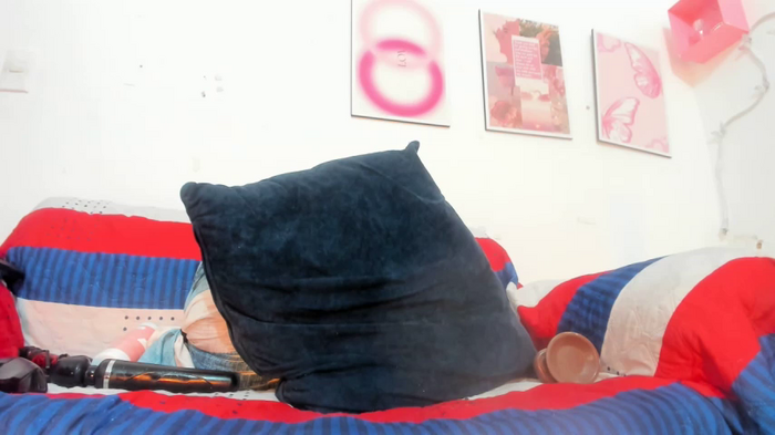 halana_squirts