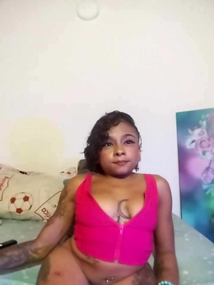 Lauren_Hills069