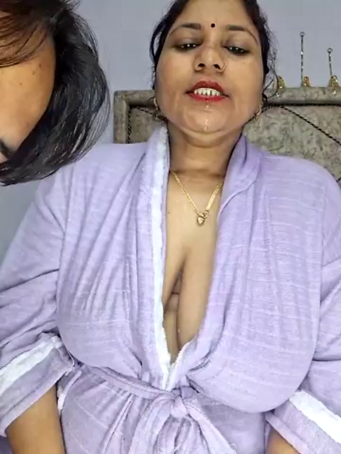 MOM-SUN-COUPLE