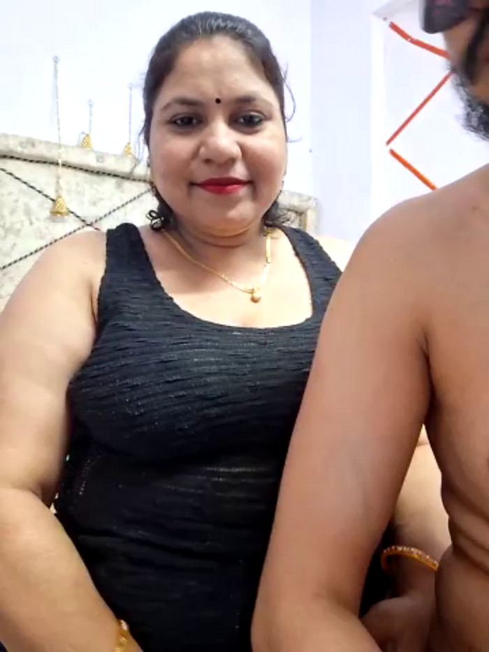 MOM-SUN-COUPLE